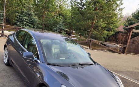 Tesla Model 3 I, 2018 год, 2 450 000 рублей, 1 фотография