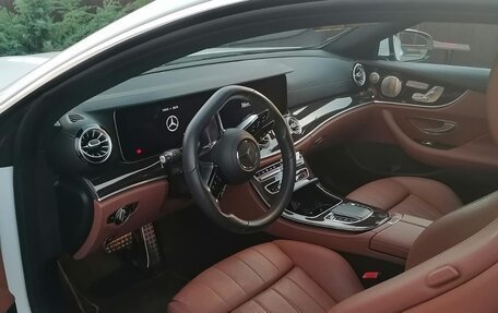 Mercedes-Benz E-Класс, 2021 год, 6 850 000 рублей, 4 фотография