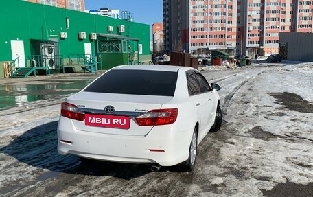 Toyota Camry, 2012 год, 2 100 000 рублей, 4 фотография