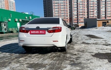 Toyota Camry, 2012 год, 2 100 000 рублей, 2 фотография