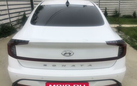 Hyundai Sonata VIII, 2021 год, 2 500 000 рублей, 2 фотография
