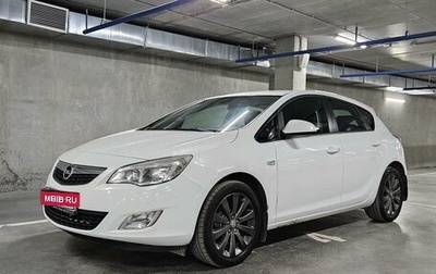 Opel Astra J, 2011 год, 750 000 рублей, 1 фотография