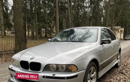 BMW 5 серия, 2003 год, 650 000 рублей, 5 фотография