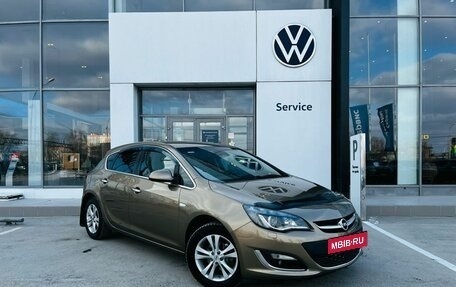 Opel Astra J, 2013 год, 950 000 рублей, 7 фотография