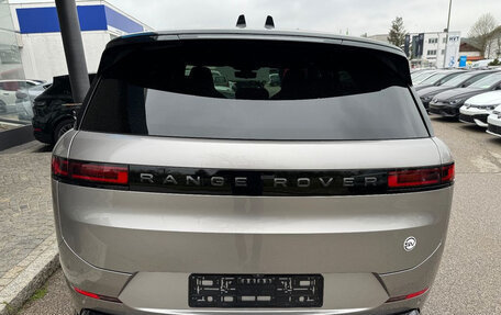 Land Rover Range Rover Sport, 2024 год, 39 000 000 рублей, 3 фотография