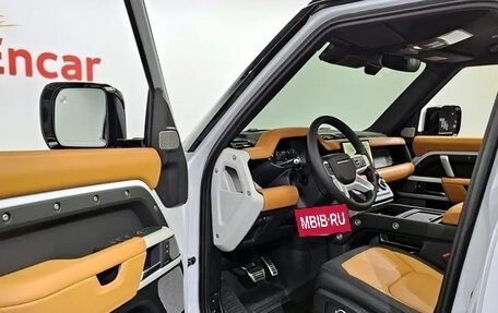 Land Rover Defender II, 2023 год, 11 800 000 рублей, 11 фотография