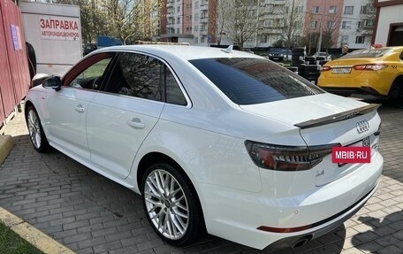 Audi A4, 2018 год, 3 555 000 рублей, 4 фотография