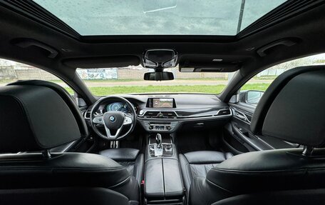 BMW 7 серия, 2015 год, 3 999 000 рублей, 14 фотография