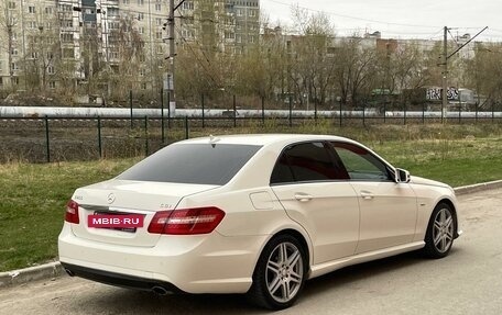 Mercedes-Benz E-Класс, 2010 год, 1 579 000 рублей, 5 фотография