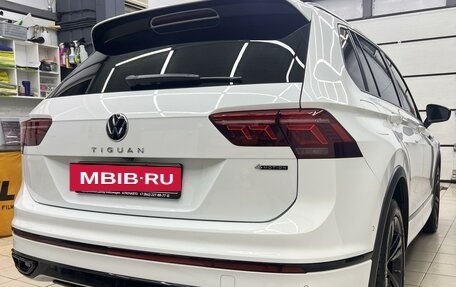 Volkswagen Tiguan II, 2021 год, 4 700 000 рублей, 5 фотография