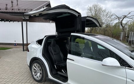 Tesla Model X I, 2016 год, 5 000 000 рублей, 7 фотография
