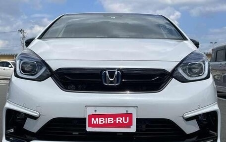 Honda Fit, 2021 год, 1 180 001 рублей, 8 фотография
