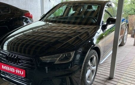 Audi A4, 2019 год, 3 050 000 рублей, 2 фотография