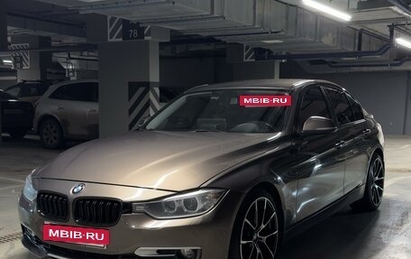 BMW 3 серия, 2014 год, 1 800 000 рублей, 3 фотография