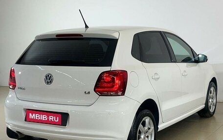 Volkswagen Polo VI (EU Market), 2011 год, 735 000 рублей, 7 фотография