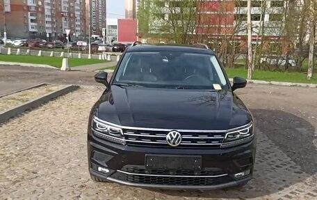 Volkswagen Tiguan II, 2020 год, 4 028 000 рублей, 6 фотография