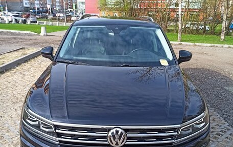 Volkswagen Tiguan II, 2020 год, 4 028 000 рублей, 14 фотография