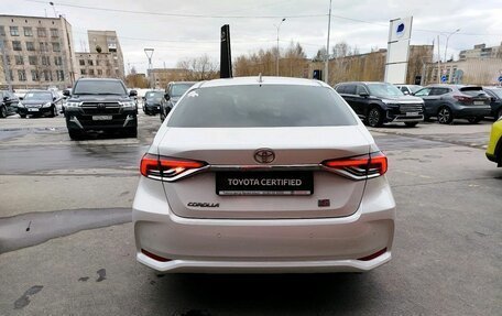 Toyota Corolla, 2021 год, 2 400 000 рублей, 6 фотография