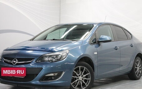 Opel Astra J, 2013 год, 1 049 000 рублей, 5 фотография