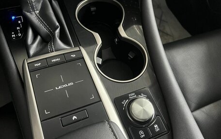 Lexus RX IV рестайлинг, 2019 год, 4 219 000 рублей, 11 фотография