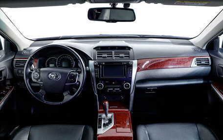 Toyota Camry, 2013 год, 2 089 000 рублей, 10 фотография