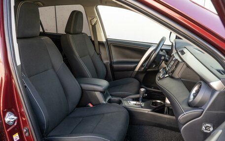 Toyota RAV4, 2016 год, 2 474 000 рублей, 8 фотография