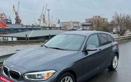 BMW 1 серия, 2018 год, 1 949 000 рублей, 10 фотография