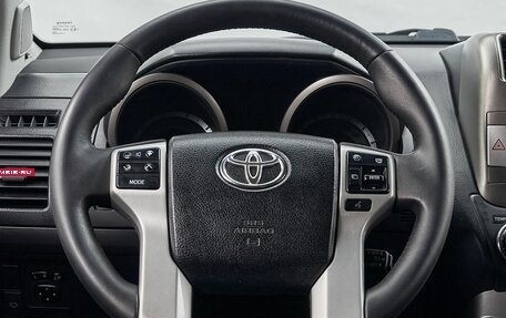 Toyota Land Cruiser Prado 150 рестайлинг 2, 2010 год, 3 449 000 рублей, 24 фотография