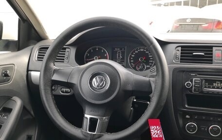 Volkswagen Jetta VI, 2012 год, 1 100 000 рублей, 14 фотография