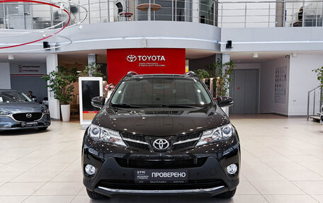 Toyota RAV4, 2014 год, 2 419 000 рублей, 2 фотография