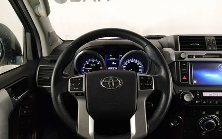 Toyota Land Cruiser Prado 150 рестайлинг 2, 2017 год, 5 319 000 рублей, 10 фотография