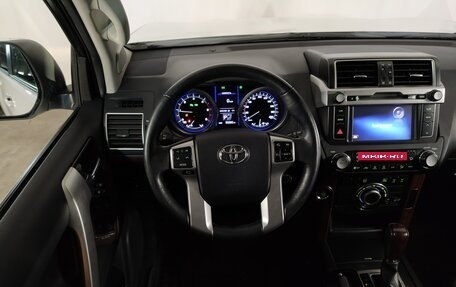 Toyota Land Cruiser Prado 150 рестайлинг 2, 2017 год, 5 319 000 рублей, 11 фотография