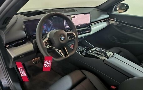BMW 5 серия, 2023 год, 10 900 000 рублей, 10 фотография