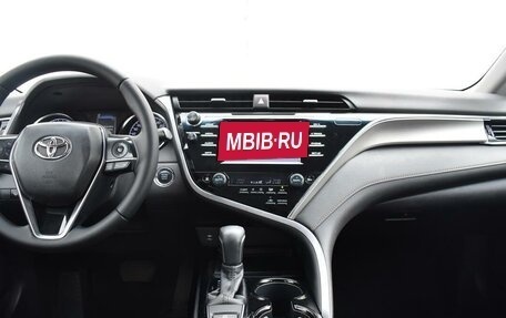 Toyota Camry, 2019 год, 2 196 000 рублей, 12 фотография