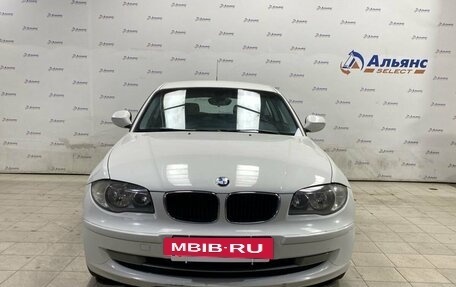 BMW 1 серия, 2011 год, 940 000 рублей, 8 фотография