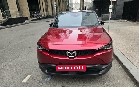 Mazda MX-30, 2021 год, 2 650 000 рублей, 3 фотография