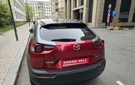 Mazda MX-30, 2021 год, 2 650 000 рублей, 4 фотография