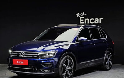 Volkswagen Tiguan II, 2020 год, 2 600 000 рублей, 1 фотография