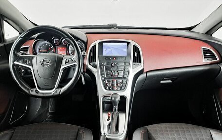 Opel Astra J, 2013 год, 1 284 000 рублей, 14 фотография