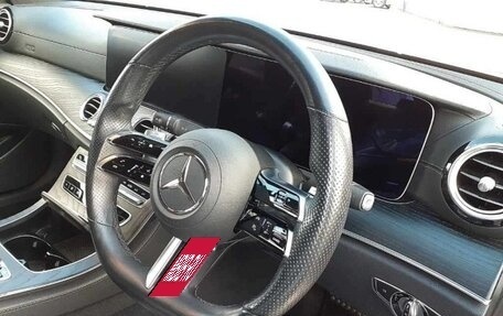 Mercedes-Benz E-Класс, 2021 год, 3 150 000 рублей, 5 фотография