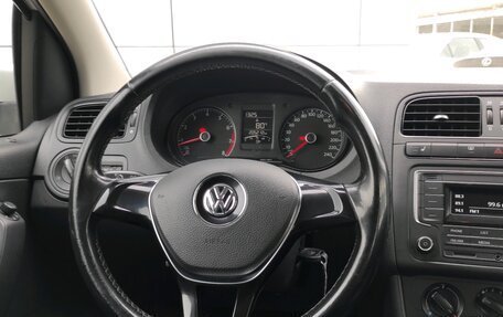 Volkswagen Polo VI (EU Market), 2015 год, 1 070 000 рублей, 10 фотография