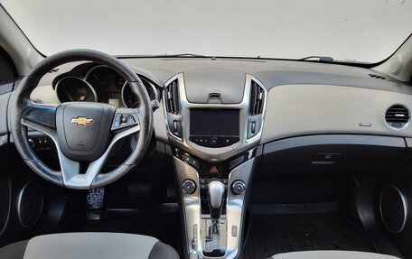 Chevrolet Cruze II, 2013 год, 950 000 рублей, 12 фотография