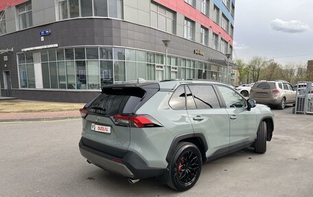 Toyota RAV4, 2019 год, 2 890 000 рублей, 2 фотография