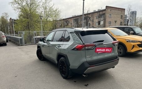 Toyota RAV4, 2019 год, 2 890 000 рублей, 3 фотография