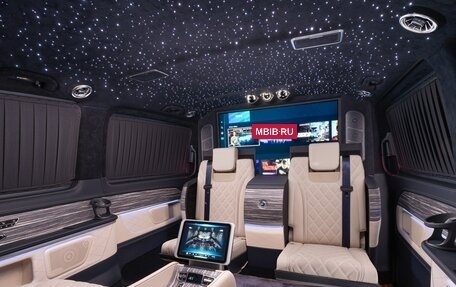 Mercedes-Benz V-Класс, 2023 год, 30 000 000 рублей, 7 фотография