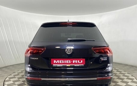 Volkswagen Tiguan II, 2017 год, 3 149 000 рублей, 6 фотография
