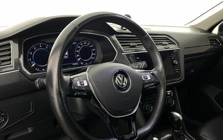 Volkswagen Tiguan II, 2017 год, 3 149 000 рублей, 14 фотография