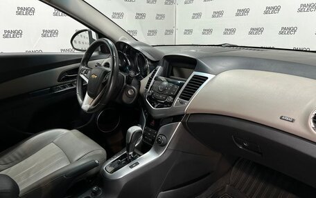 Chevrolet Cruze II, 2011 год, 960 000 рублей, 8 фотография
