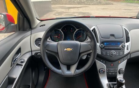 Chevrolet Cruze II, 2014 год, 990 000 рублей, 8 фотография
