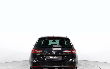 Volkswagen Passat B8 рестайлинг, 2019 год, 2 267 000 рублей, 6 фотография